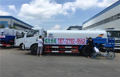 全液壓20噸霧炮車市場價格分析與選購指南